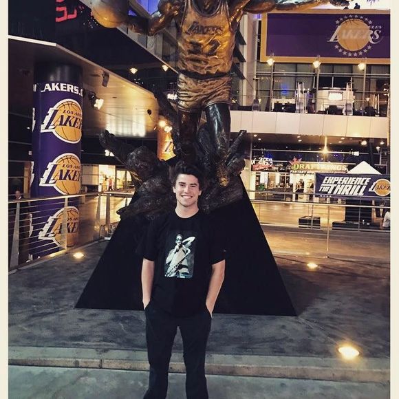 Meet your Posher, Lucas - Picture 1 of 1